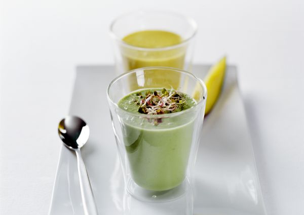 Två kryddiga lassi